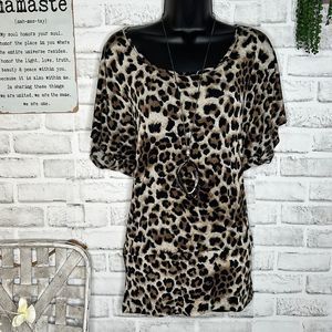 Forever 21 Leopard Print Oversized Top Shirt Blouse Size Small